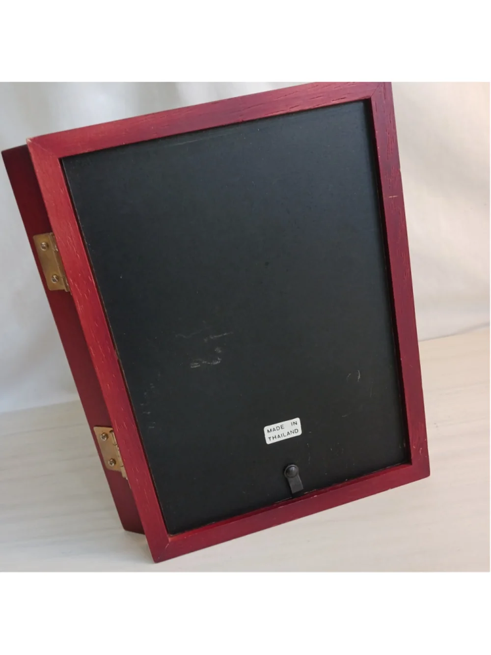 Double 5 X 7 Hinged Picture Frame Free Standing Red Mahogany Wood Colored